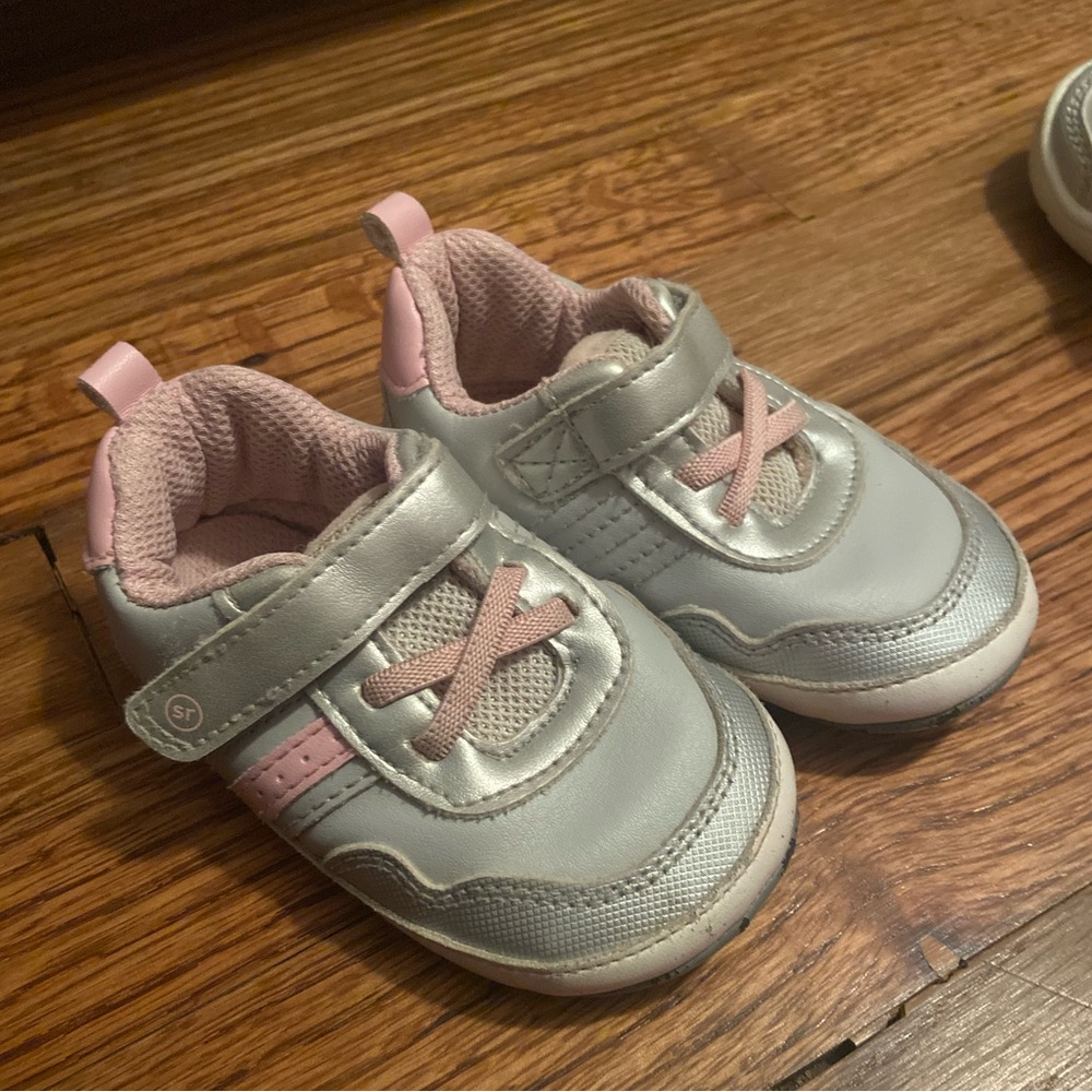Stride rite sneakers size 3